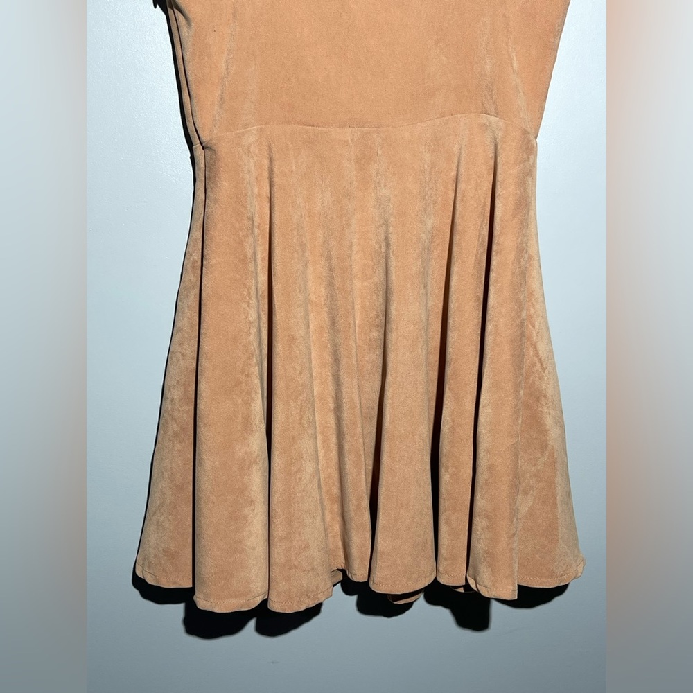 Elegant Tan Sleeveless Dress - Picture 4 of 10